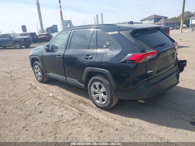 Toyota RAV4 LE 2019 2T3G1RFV7KC055659 Image 3