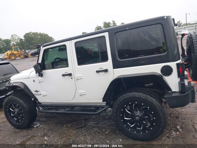 1C4BJWDG6FL563500 Jeep Wrangler Unlimited Freedom Edition
