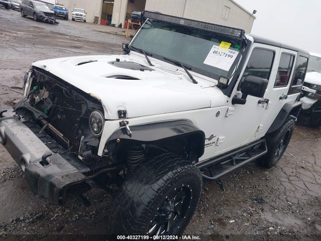 1C4BJWDG6FL563500 Jeep Wrangler Unlimited Freedom Edition