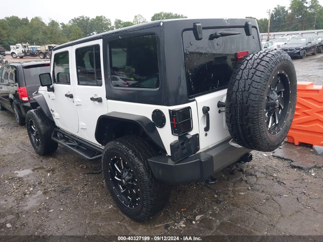 1C4BJWDG6FL563500 Jeep Wrangler Unlimited Freedom Edition