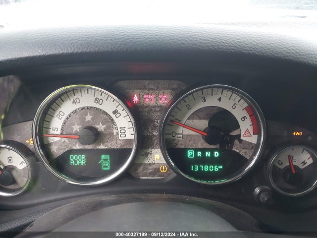 1C4BJWDG6FL563500 Jeep Wrangler Unlimited Freedom Edition