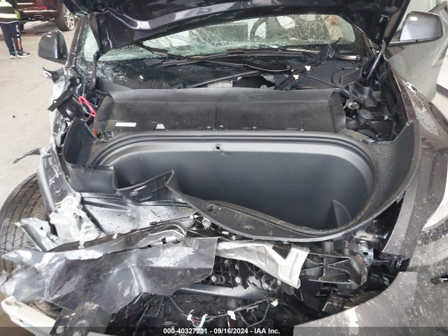 2024 TESLA MODEL Y 7SAYGDED0RA307572 Photo 9