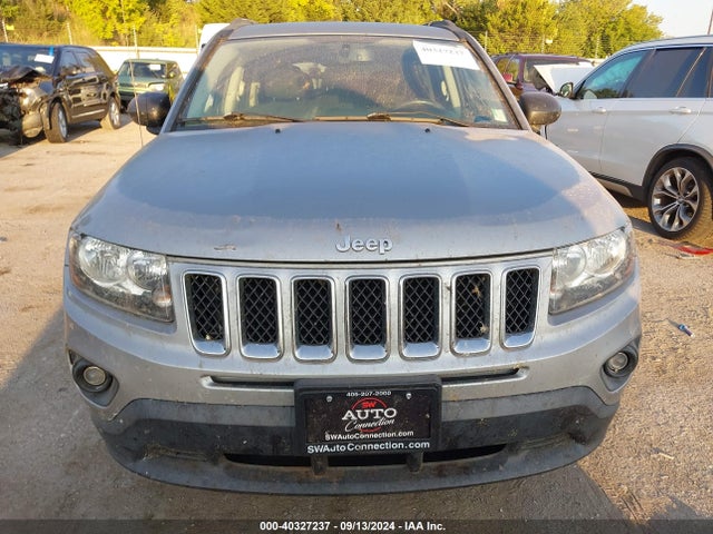 1C4NJCBA2HD123782 Jeep Compass Sport Fwd