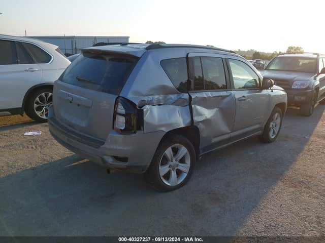 1C4NJCBA2HD123782 Jeep Compass Sport Fwd
