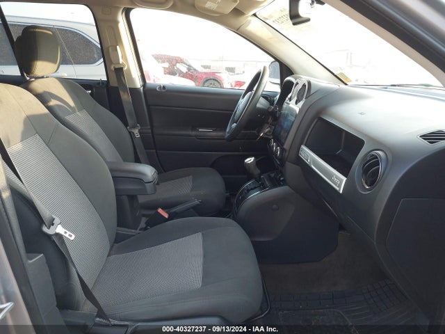 1C4NJCBA2HD123782 Jeep Compass Sport Fwd