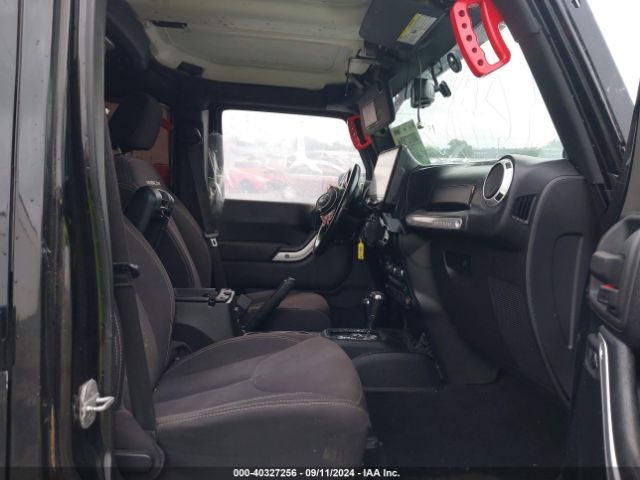 1C4BJWFG6EL120498 Jeep Wrangler Unlimited Rubicon