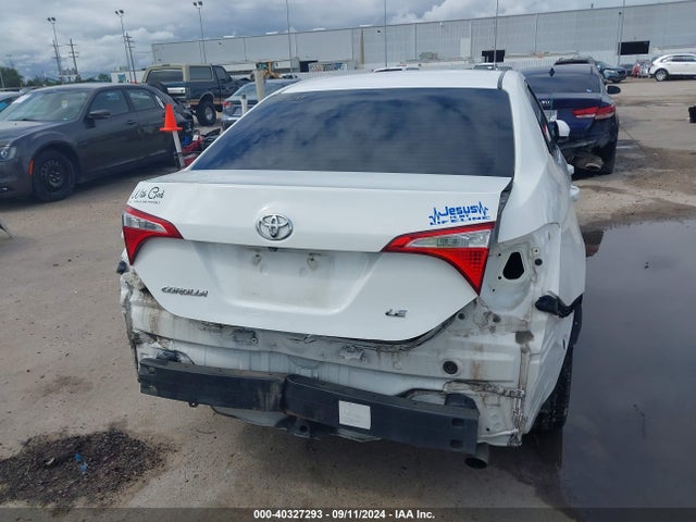 Toyota COROLLA LE 2015 5YFBURHEXFP324170 Image 17