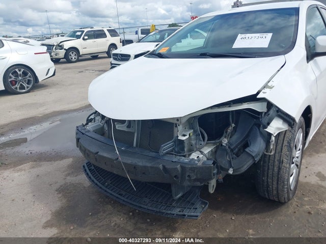 Toyota COROLLA LE 2015 5YFBURHEXFP324170 Image 6
