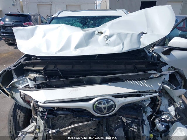 Toyota Highlander Xle 2022 5TDGZRBHXNS169216 Image 10