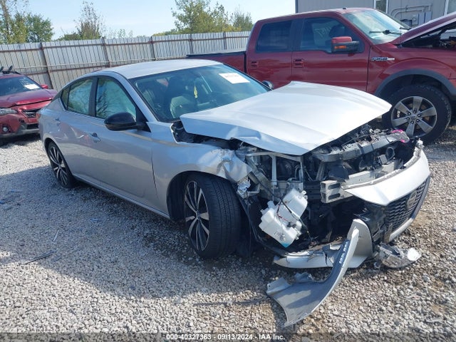 2019 1N4BL4CV6KC146036 main image