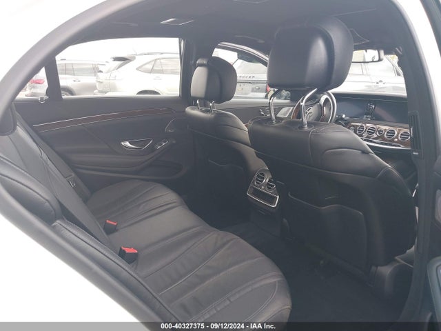WDDUG8CB0GA241589 Mercedes-Benz S 550