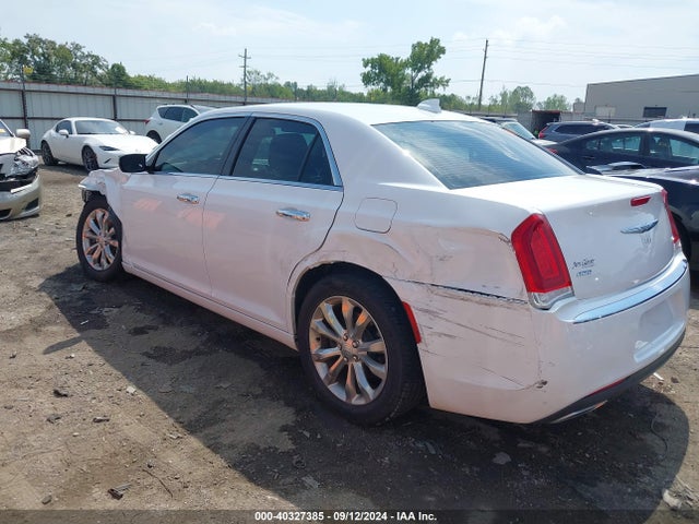 2C3CCAKG1JH160376 Chrysler 300 Limited Awd