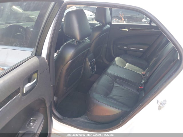 2C3CCAKG1JH160376 Chrysler 300 Limited Awd