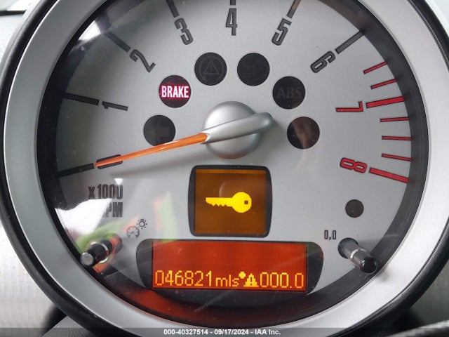 2009 MINI COOPER S CLUBMAN WMWMM33549TP92113 Photo 6