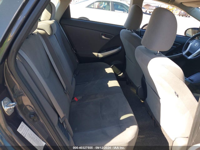 Toyota Prius Two 2014 JTDKN3DUXE1776629 Image 8