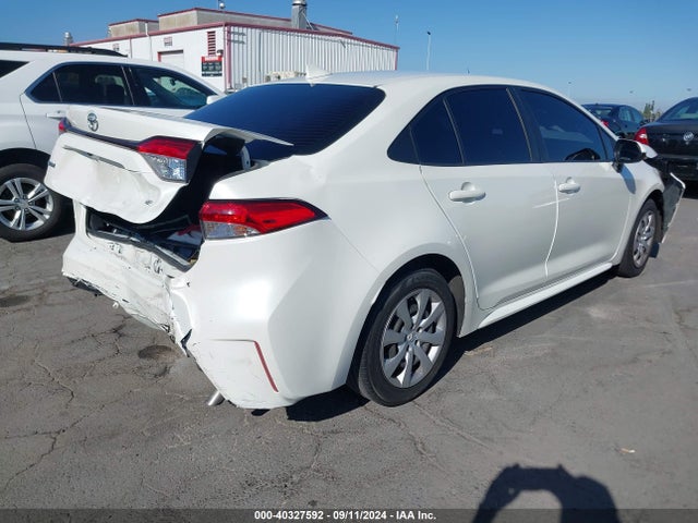 Toyota COROLLA LE 2021 JTDEPMAE1MJ138391 Image 4