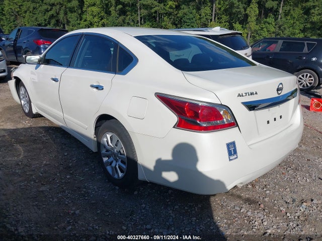Nissan Altima 2.5 S 2015 1N4AL3AP3FC579717 Image 3