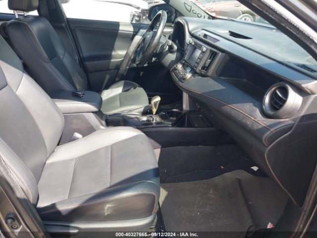 JTMNFREV3GJ063661 Toyota RAV4 SE