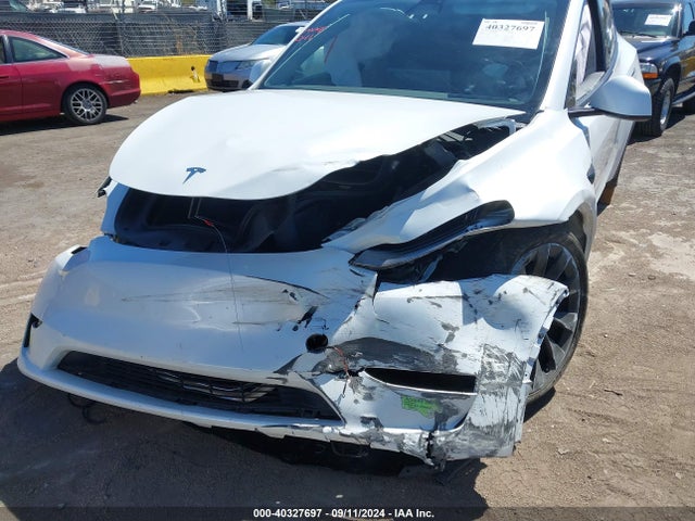 2023 TESLA MODEL Y 7SAYGDEE4PF692269 Photo 5