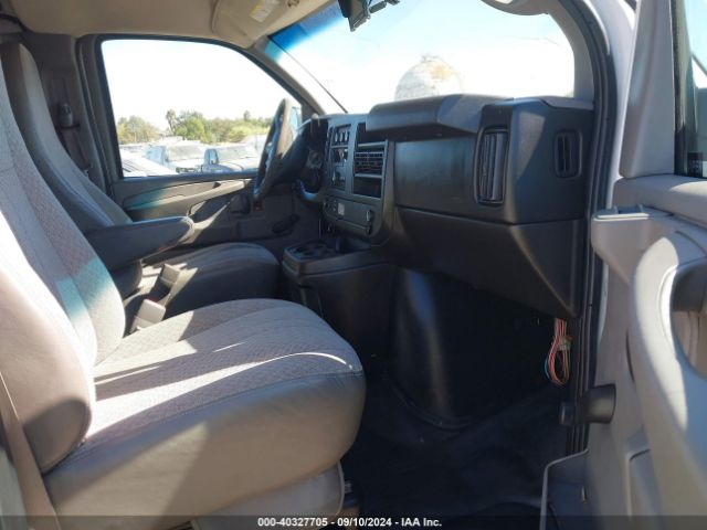 1GCWGFCA8E1213079 Chevrolet Express 2500 Work Van