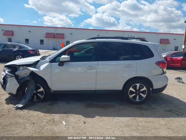 Subaru Forester 2.5i Premium 2017 JF2SJAGC9HH499617 Image 14