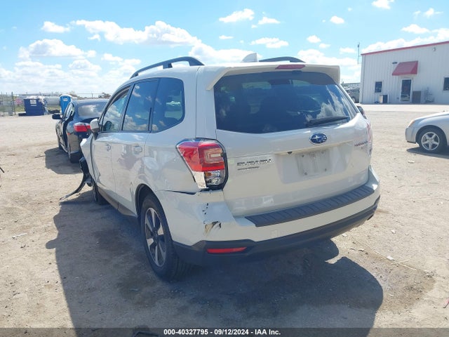 Subaru Forester 2.5i Premium 2017 JF2SJAGC9HH499617 Image 3