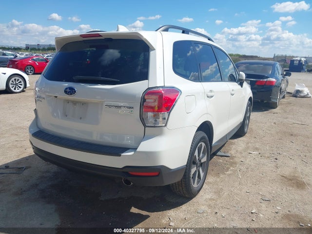 Subaru Forester 2.5i Premium 2017 JF2SJAGC9HH499617 Image 4