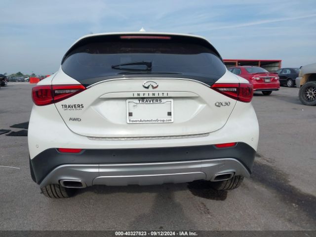 SJKCH5CR5JA043013 Infiniti Qx30 Premium