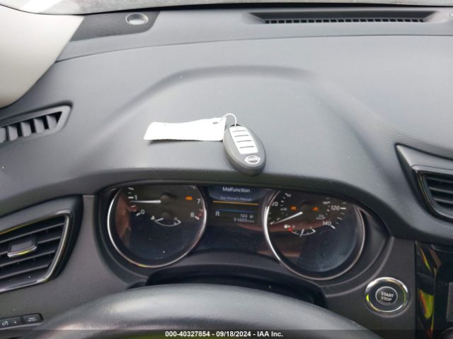 JN8AT2MT7KW252814 Nissan ROGUE SV