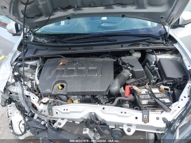 Toyota COROLLA LE 2018 2T1BURHE7JC058213 Image 10