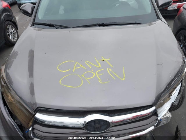 Toyota Highlander Xle V6 2015 5TDKKRFH4FS111029 Image 10