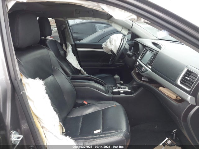 Toyota Highlander Xle V6 2015 5TDKKRFH4FS111029 Image 5