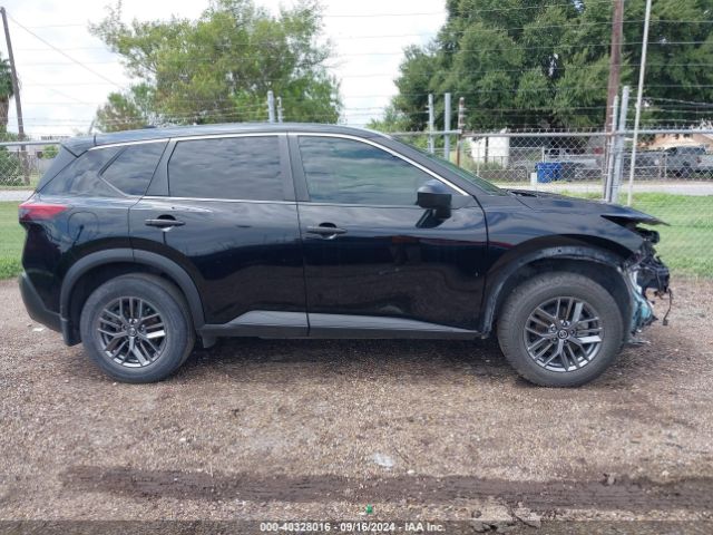 JN8AT3AA9MW017925 Nissan Rogue S Fwd