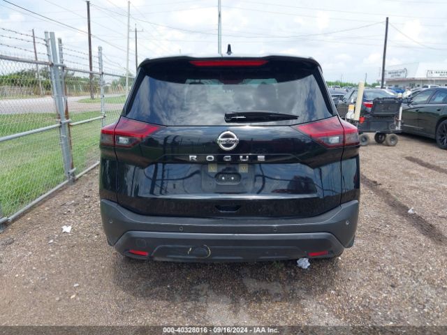 JN8AT3AA9MW017925 Nissan Rogue S Fwd