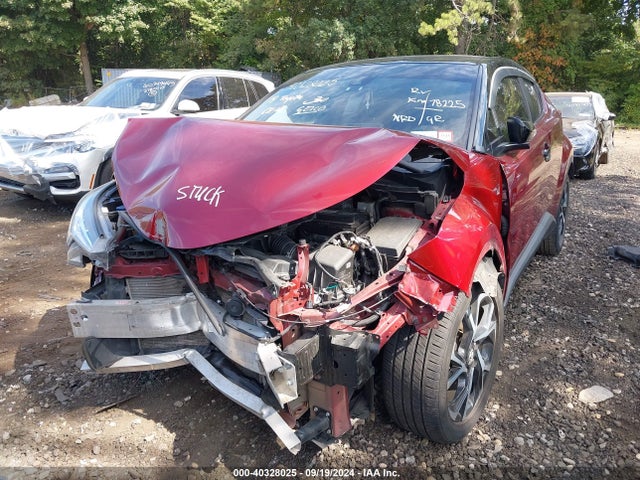 Toyota C-HR XLE 2019 NMTKHMBX9KR077340 Image 12