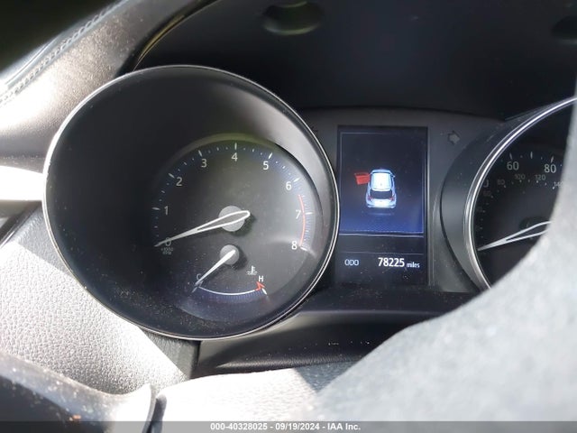 Toyota C-HR XLE 2019 NMTKHMBX9KR077340 Image 7