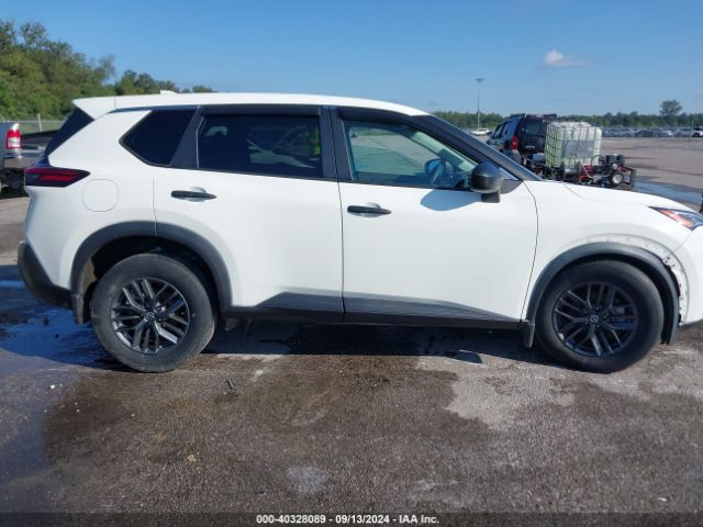 5N1AT3AA0MC799153 Nissan Rogue S Fwd