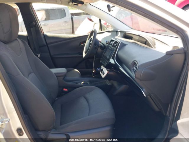 JTDKBRFU7G3018411 Toyota Prius Two