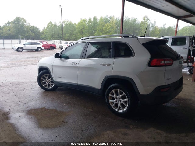 Jeep Cherokee Latitude 2016 1C4PJMCS5GW341529 Image 3