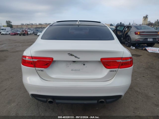 SAJAF4BV1HA969414 Jaguar Xe 35t R-sport
