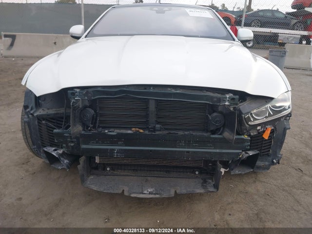 2017 JAGUAR XE SAJAF4BV1HA969414 Photo 5