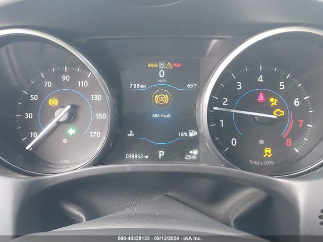 2017 JAGUAR XE SAJAF4BV1HA969414 Photo 6