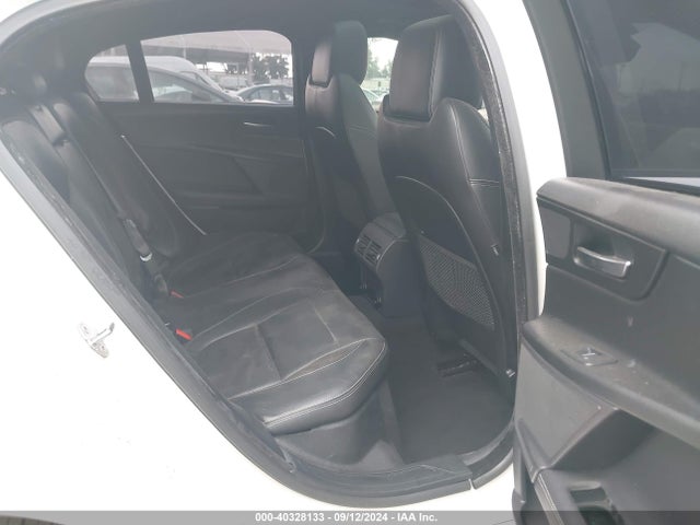 2017 JAGUAR XE SAJAF4BV1HA969414 Photo 7