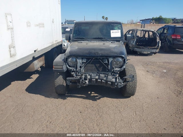1C4HJXEG9KW552479 Jeep Wrangler Unlimited Sahara 4x4