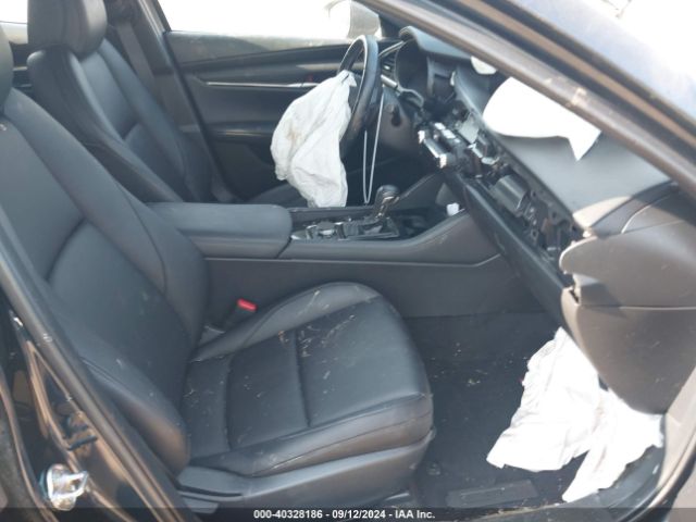 JM1BPBJM2K1144633 Mazda MAZDA3