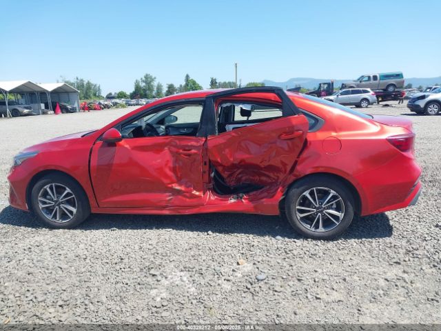 3KPF24AD2PE526466 KIA Forte Lxs