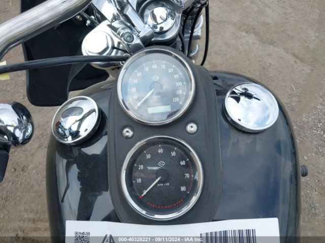2016 HARLEY-DAVIDSON FXDL 1HD1GNM14GC315598 Photo 6