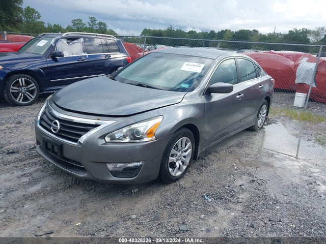 Nissan Altima 2.5 S 2015 1N4AL3AP0FC139549 Image 2