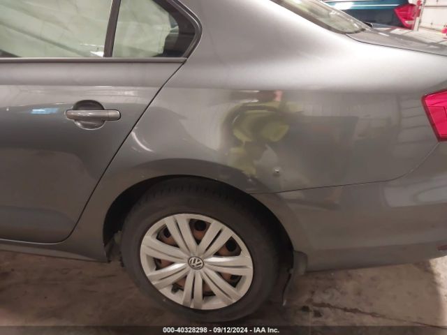 3VWLA7AJ4FM261936 Volkswagen Jetta 2.0l Tdi S