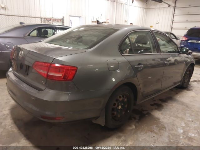 3VWLA7AJ4FM261936 Volkswagen Jetta 2.0l Tdi S